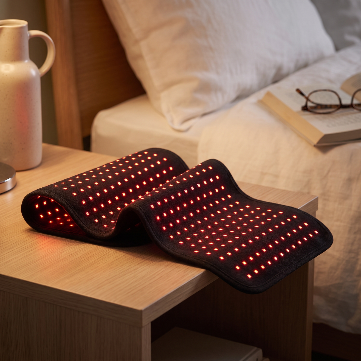 Nuvelo Rotlicht-Waermematte 660nm 850nm flexibel im Schlafzimmer