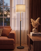 VASAGLE Stehlampe im warmen Wohnzimmer