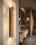 Travertin-Wandleuchte Walnussfuß beige – moderne Wandlampe für Bad, Flur & Wohnzimmer