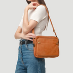 Dreilagige Leder Umhängetasche & Clutch